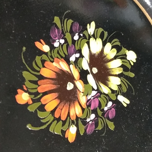 Russian Folk Art Metal Wall Plate Folk Art - Picture 6 of 10